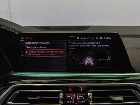 Used 2022 BMW X7 xDrive40i w/ M Sport Package AWD/4WD image 57