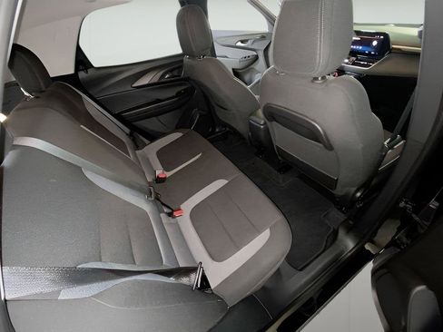 Used 2024 Chevrolet TrailBlazer LT FWD image 36