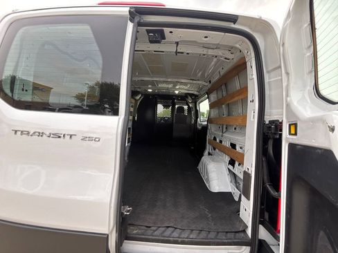 Used 2024 Ford Transit 250 Low Roof w/ Exterior Upgrade Package RWD image 24