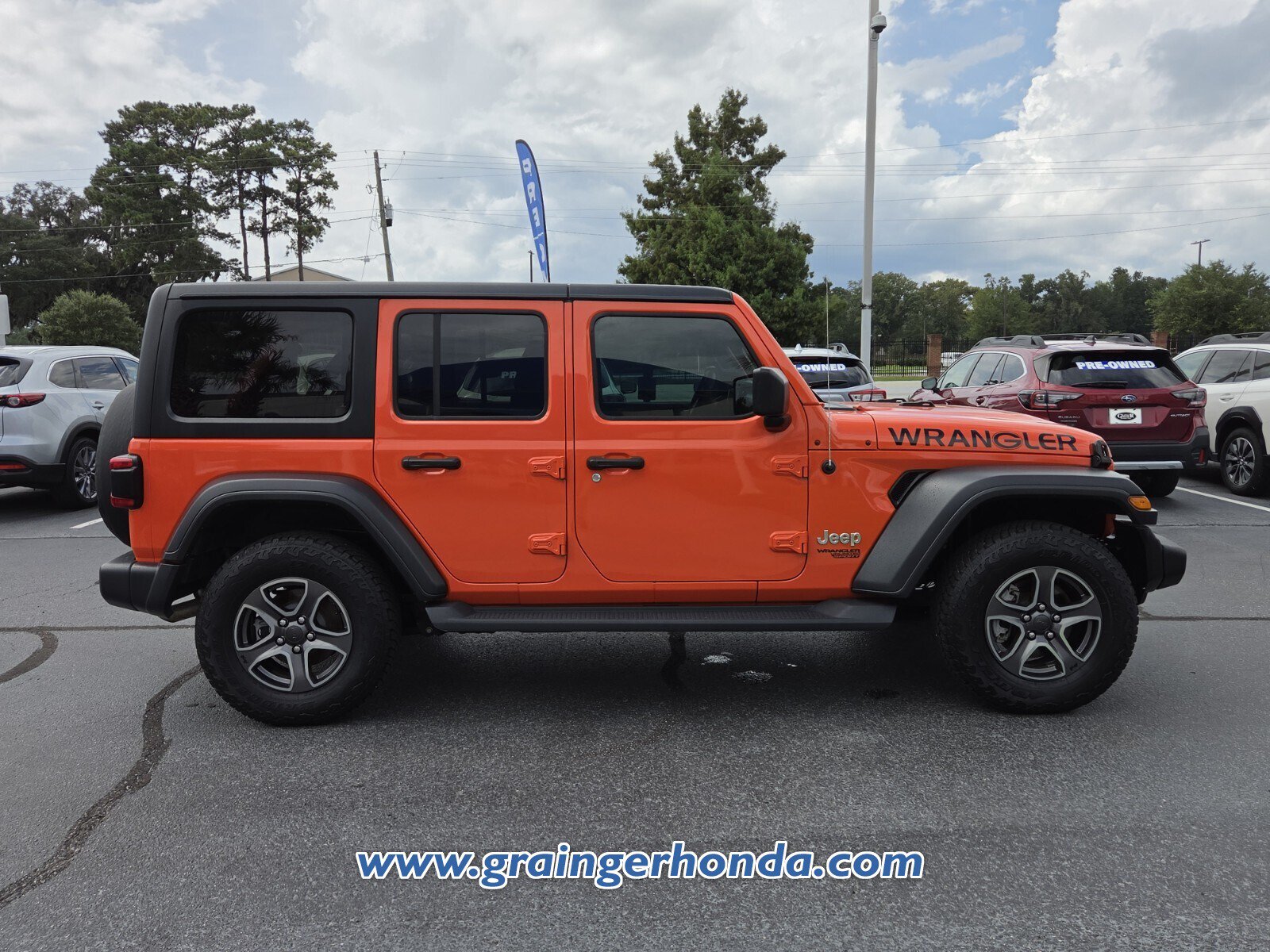 Used 2019 Jeep Wrangler Unlimited Sport S AWD/4WD image 6
