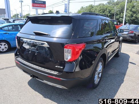 Used 2023 Ford Explorer XLT w/ Equipment Group 202A AWD/4WD image 5