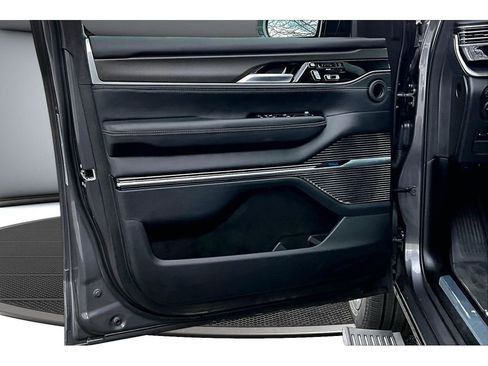 Certified 2024 Jeep Grand Wagoneer L Series II w/ Quick Order Packagew 28T image 20