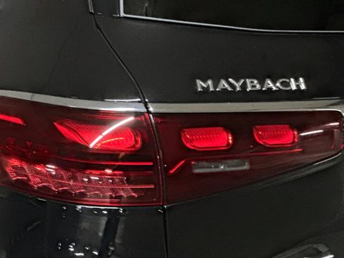 New 2026 Mercedes-Benz Maybach GLS 600 4MATIC image 12