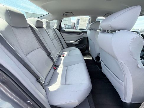 Used 2018 Honda Accord LX image 24