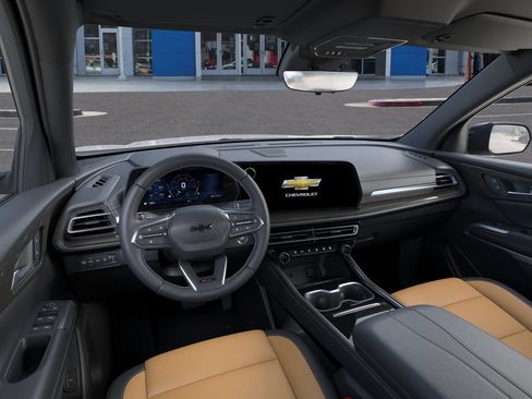 New 2027 Chevrolet Traverse Z71 w/ Driver Confidence Package AWD/4WD image 16
