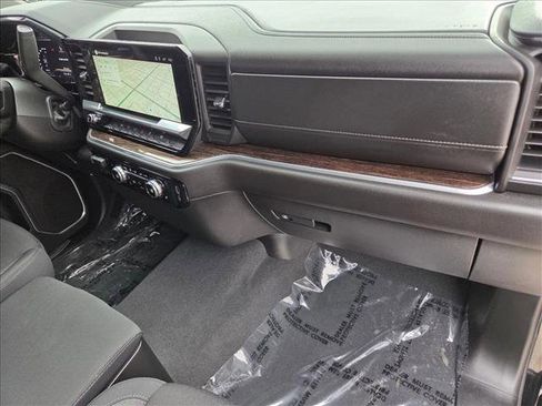 Used 2025 GMC Sierra 1500 Elevation image 21