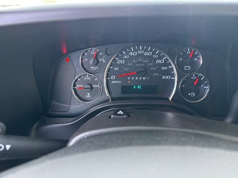 New 2025 Chevrolet Express 2500 w/ Driver Convenience Package RWD image 20