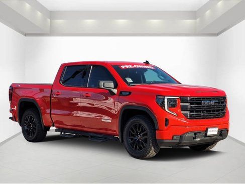 Used 2022 GMC Sierra 1500 Elevation image 1