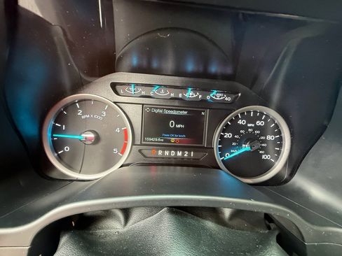 Used 2019 Ford F250 XLT w/ Snow Plow Prep Package image 16