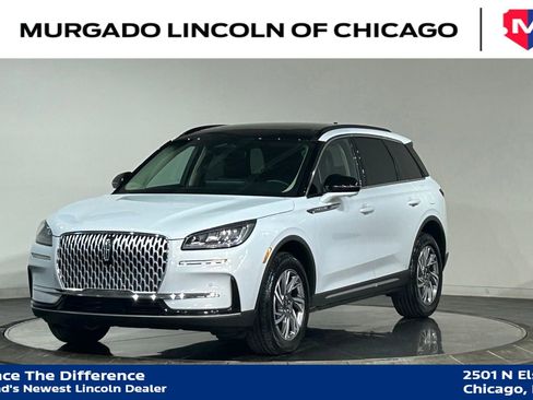 Used 2025 Lincoln Corsair FWD w/ Equipment Group 101A image 4