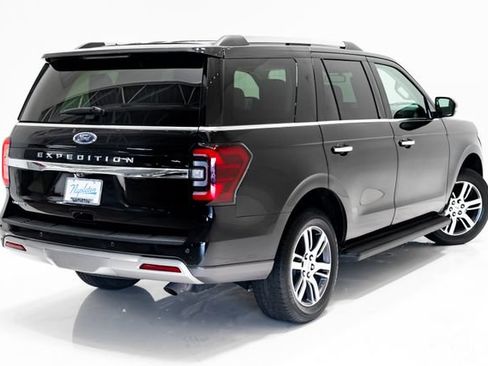 Used 2024 Ford Expedition Limited AWD/4WD image 37