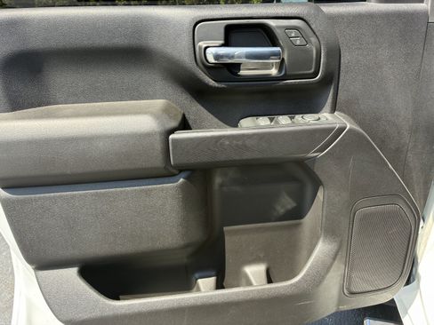 Used 2023 Chevrolet Silverado 2500 Custom AWD/4WD image 23