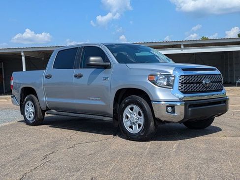 Used 2021 Toyota Tundra SR5 w/ SR5 Leather Package RWD image 2