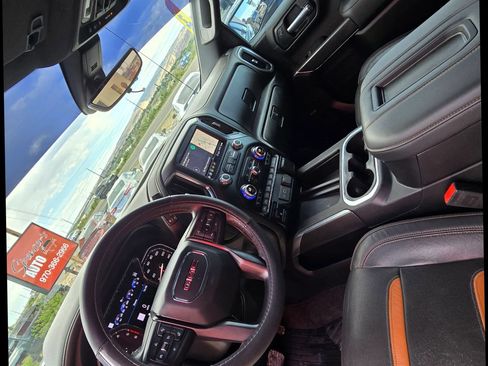 Used 2020 GMC Sierra 1500 AT4 w/ AT4 Premium Package AWD/4WD image 10