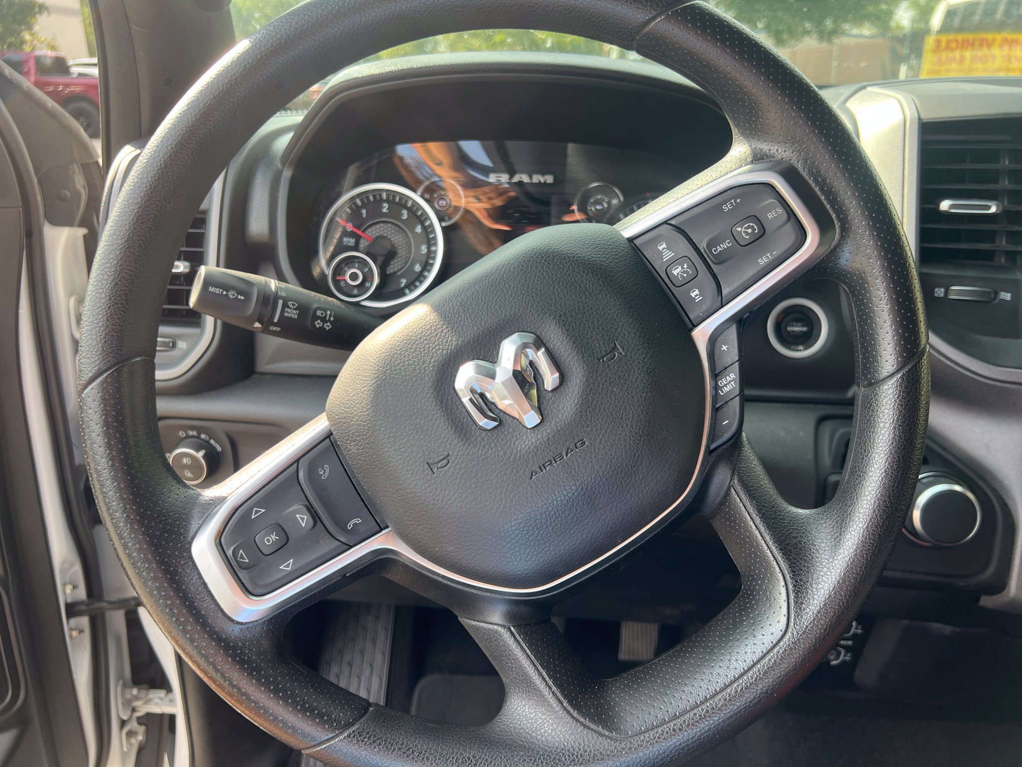 Used 2025 RAM 1500 Tradesman w/ Night Edition AWD/4WD image 16