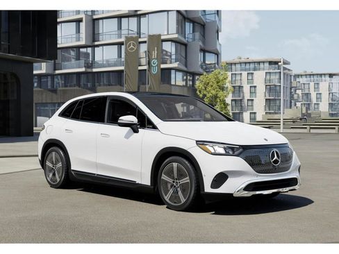 New 2026 Mercedes-Benz EQE 320 4MATIC SUV image 11