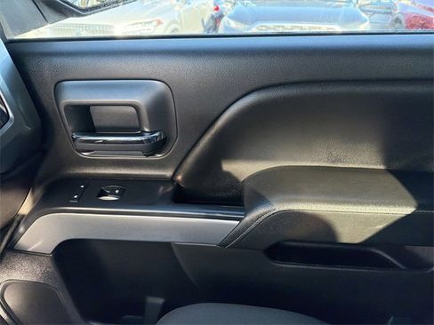 Used 2018 Chevrolet Silverado 1500 LT w/ All Star Edition image 25