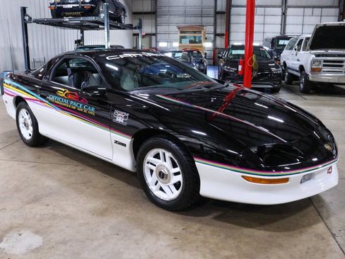 Used 1993 Chevrolet Camaro Z28 image 12