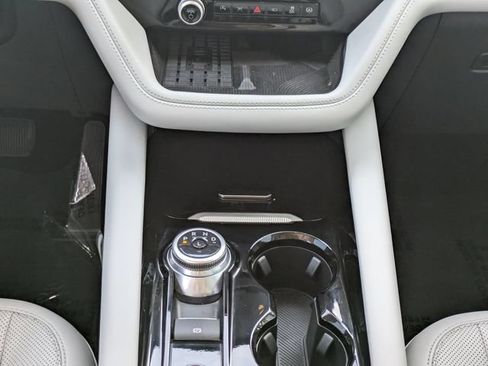 Used 2025 Ford Explorer Platinum w/ Ultimate Package RWD image 19