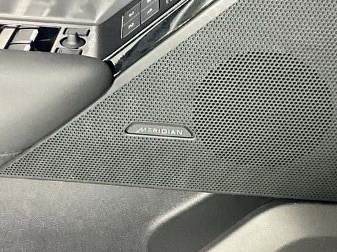 Used 2026 Land Rover Range Rover Velar S image 18