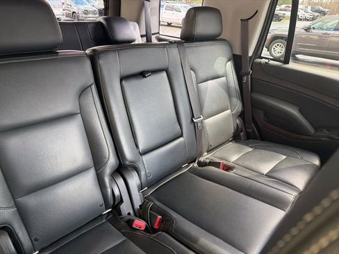 Used 2019 GMC Yukon SLE w/ Convenience Package AWD/4WD image 14