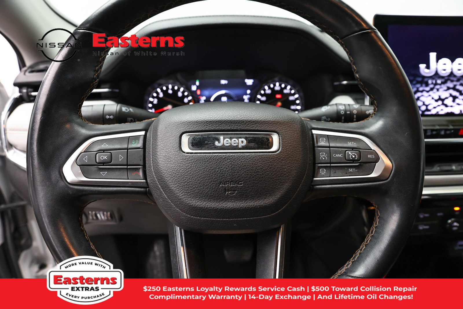 Used 2022 Jeep Compass Limited AWD/4WD image 10