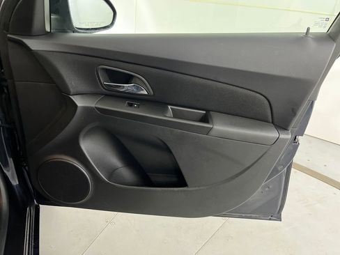 Used 2014 Chevrolet Cruze LT w/ Technology Package image 29