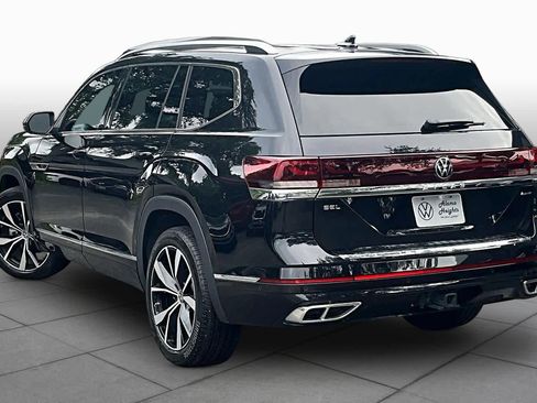 Used 2024 Volkswagen Atlas SEL Premium R-Line AWD/4WD image 12