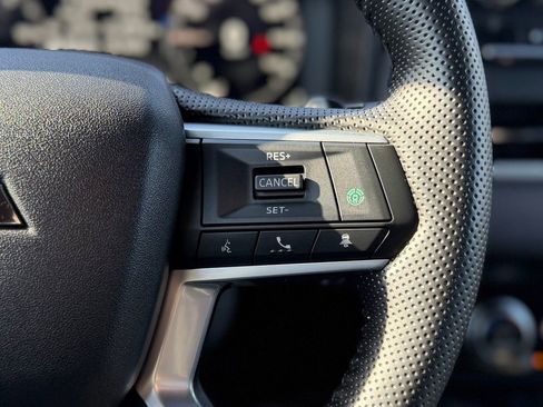 Used 2025 Mitsubishi Outlander SEL Black Edition image 15