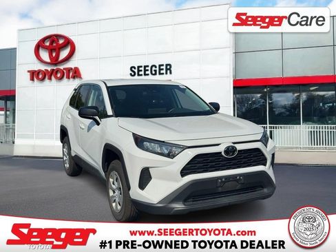 Used 2022 Toyota RAV4 LE w/ Carpet Mat Package (TMS) AWD/4WD image 1