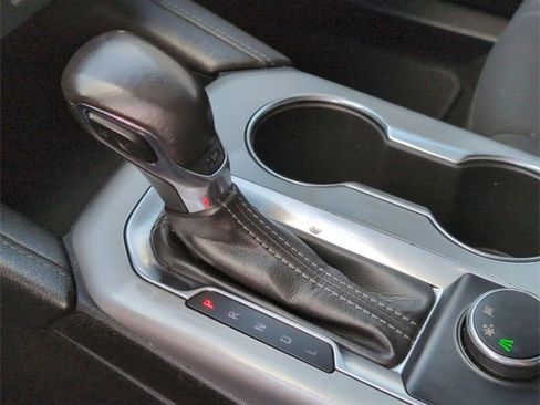 Used 2020 Chevrolet Blazer LT image 15