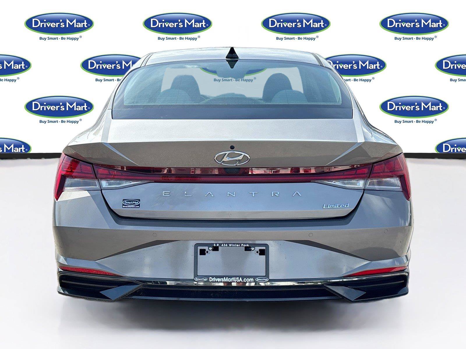 Used 2023 Hyundai Elantra Limited FWD image 6