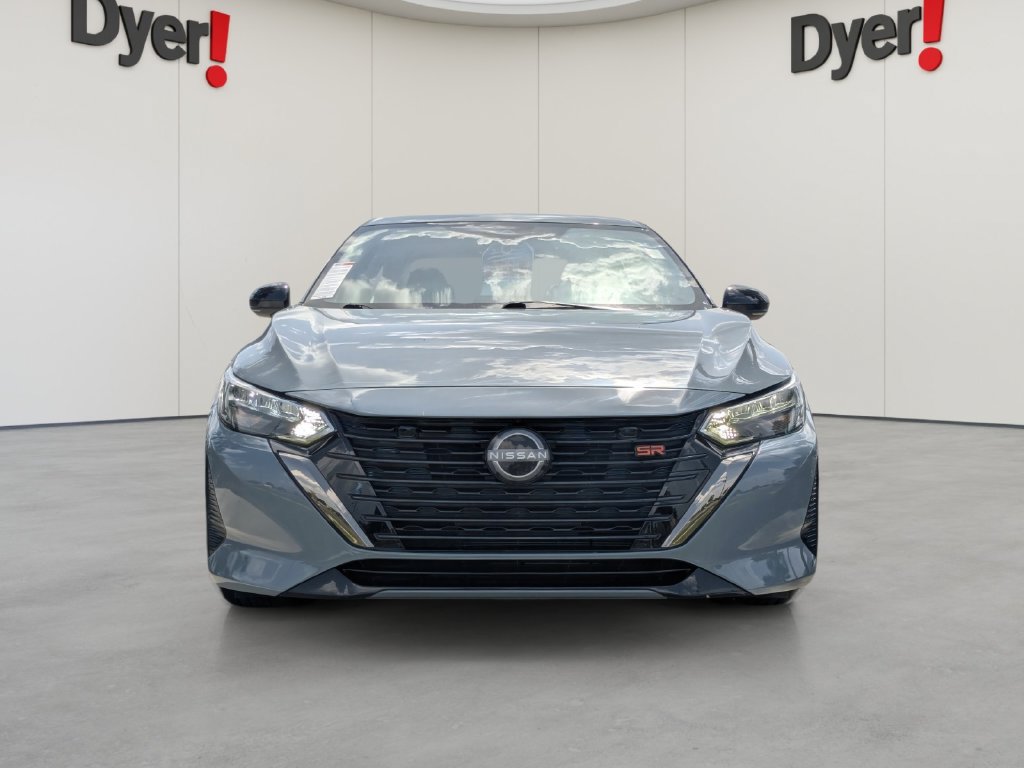 Used 2025 Nissan Sentra SR w/ SR Premium Package FWD image 8