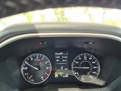 Used 2025 Subaru Outback Touring XT AWD/4WD image 9