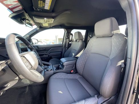 Used 2025 Toyota Tacoma SR image 21