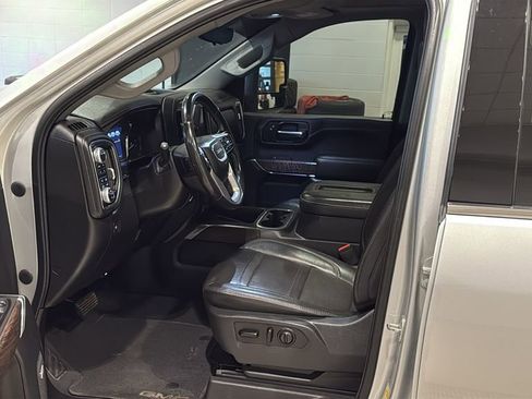 Used 2020 GMC Sierra 3500 Denali w/ Denali Ultimate Package AWD/4WD image 21