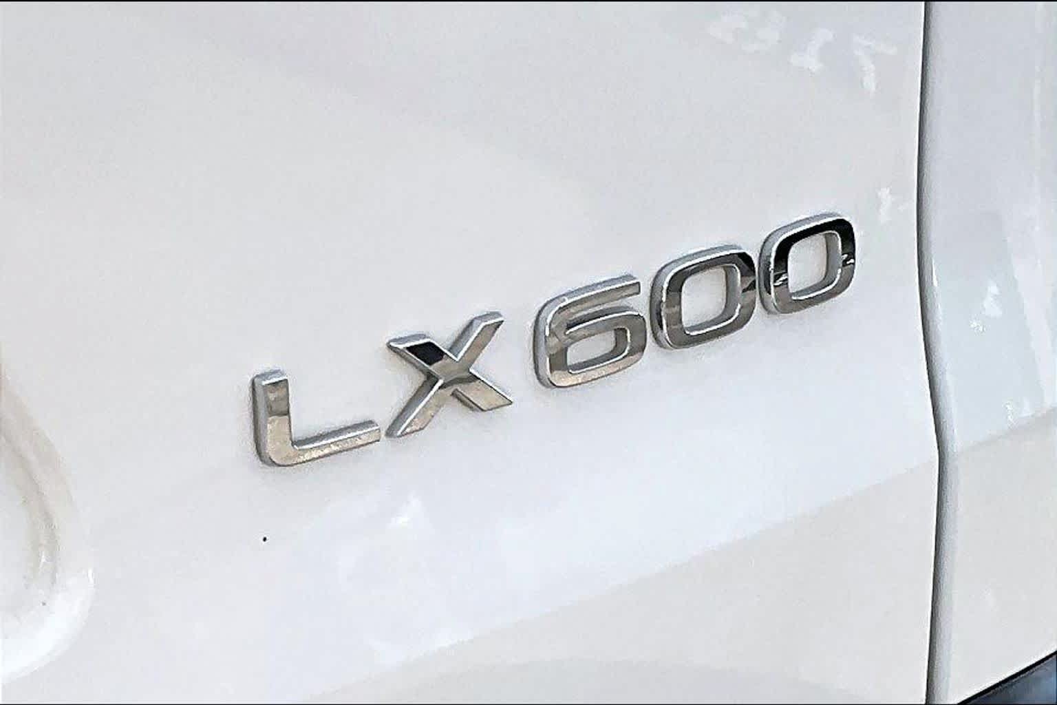 Used 2024 Lexus LX 600 F Sport AWD/4WD image 10