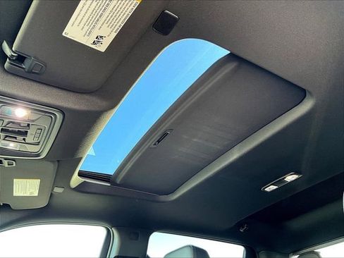 New 2026 Chevrolet Silverado 1500 High Country w/ Midnight Edition image 14