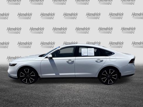 Certified 2025 Honda Accord Touring image 7