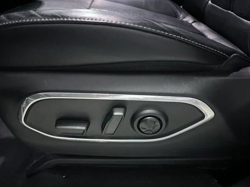 Used 2022 Jeep Wagoneer Series I w/ Convenience Group I AWD/4WD image 26