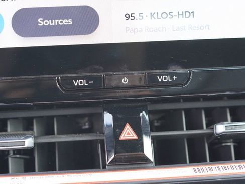 Certified 2025 Toyota Corolla XSE image 26