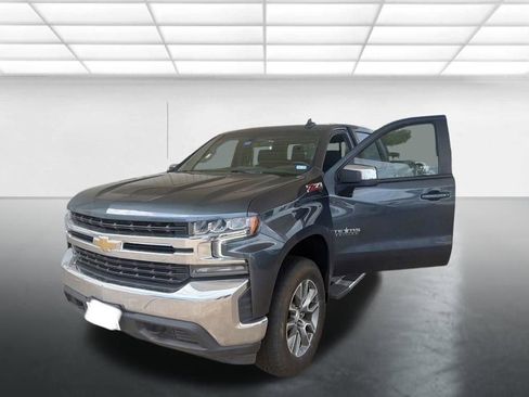 Certified 2022 Chevrolet Silverado 1500 LT AWD/4WD image 3