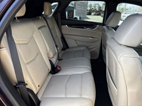Used 2017 Cadillac XT5 Premium Luxury image 33