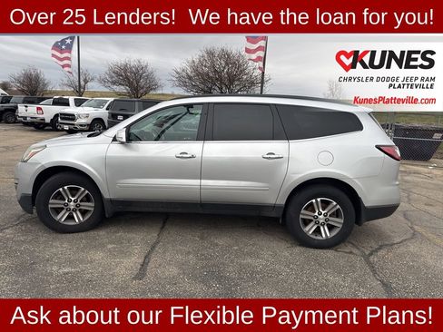 Used 2017 Chevrolet Traverse LT image 7