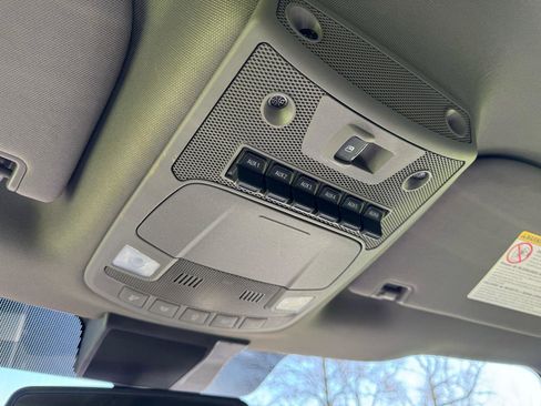 Used 2021 Ford F350 Lariat w/ Lariat Value Package image 22