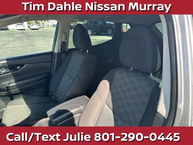Used 2018 Nissan Rogue Sport SV w/ SV All-Weather Package AWD/4WD image 24