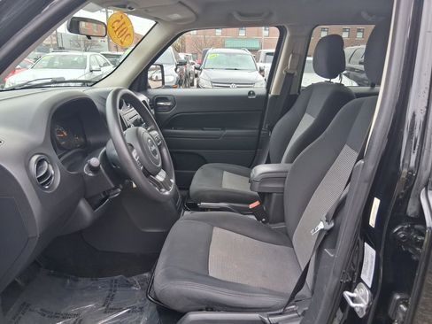Used 2015 Jeep Patriot Sport w/ Power Value Group FWD image 14
