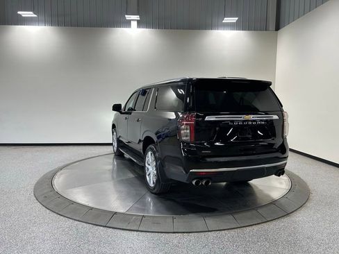 Used 2021 Chevrolet Suburban High Country AWD/4WD image 9
