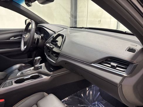 Used 2025 Cadillac CT4 Sport image 30