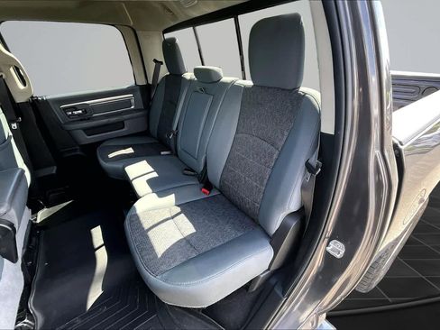 Used 2019 RAM 1500 Big Horn AWD/4WD image 13